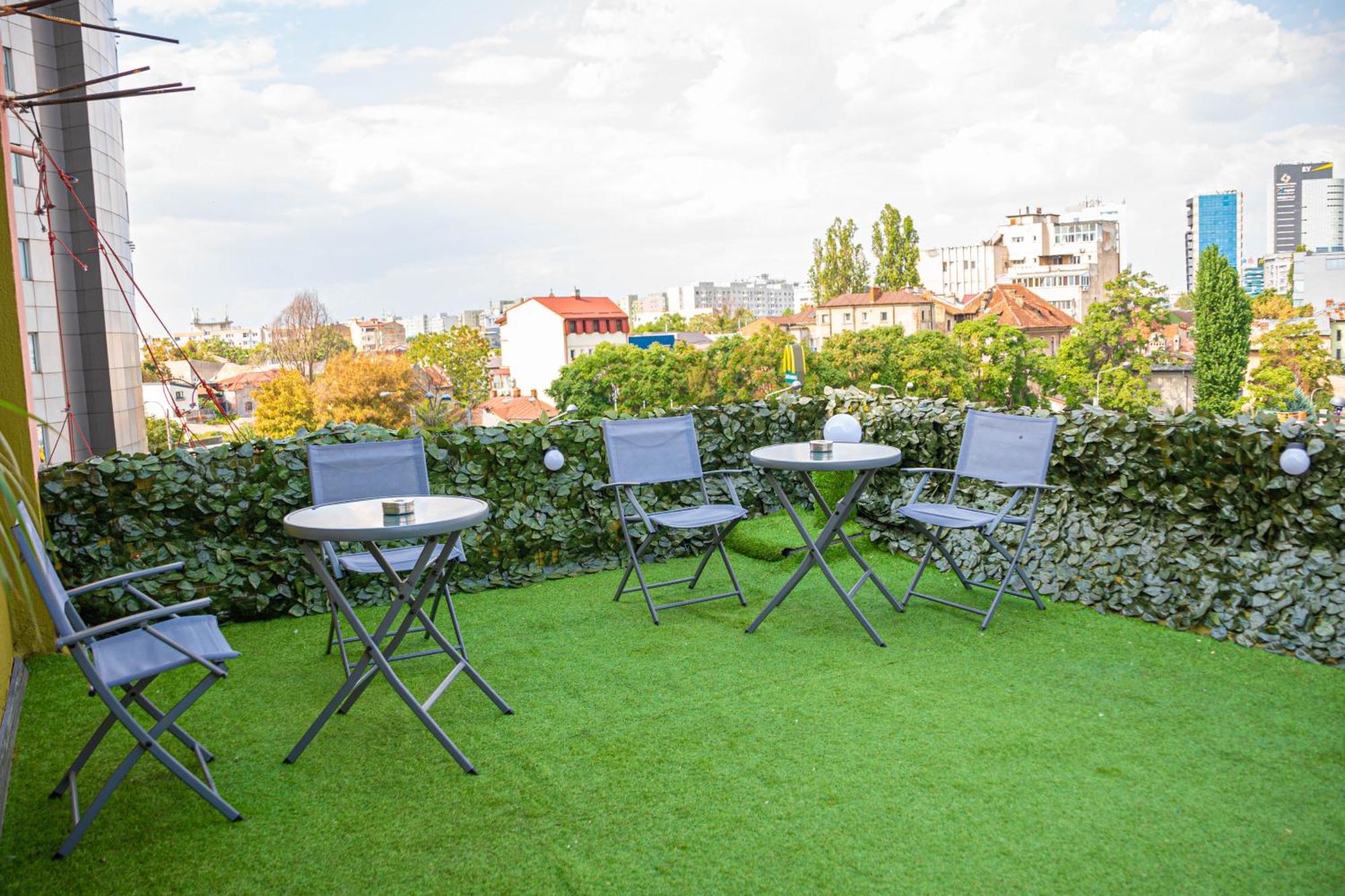 Occidental Wise Transit Hotel Bukarest Eksteriør billede